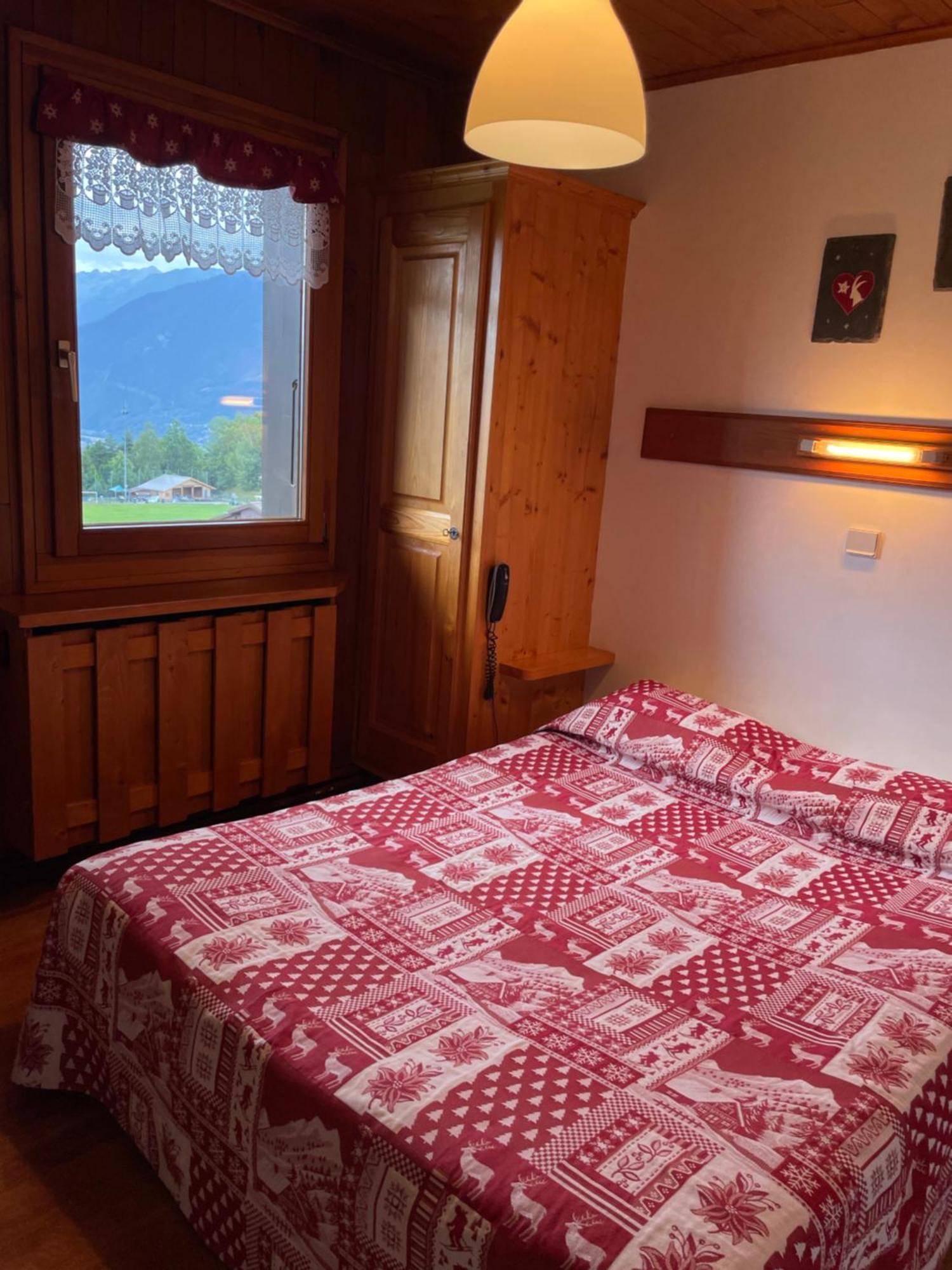 קומבלו Hotel Les Granits מראה חיצוני תמונה